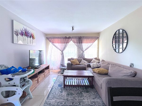 3 Bed Apartment in Willow Park Manor