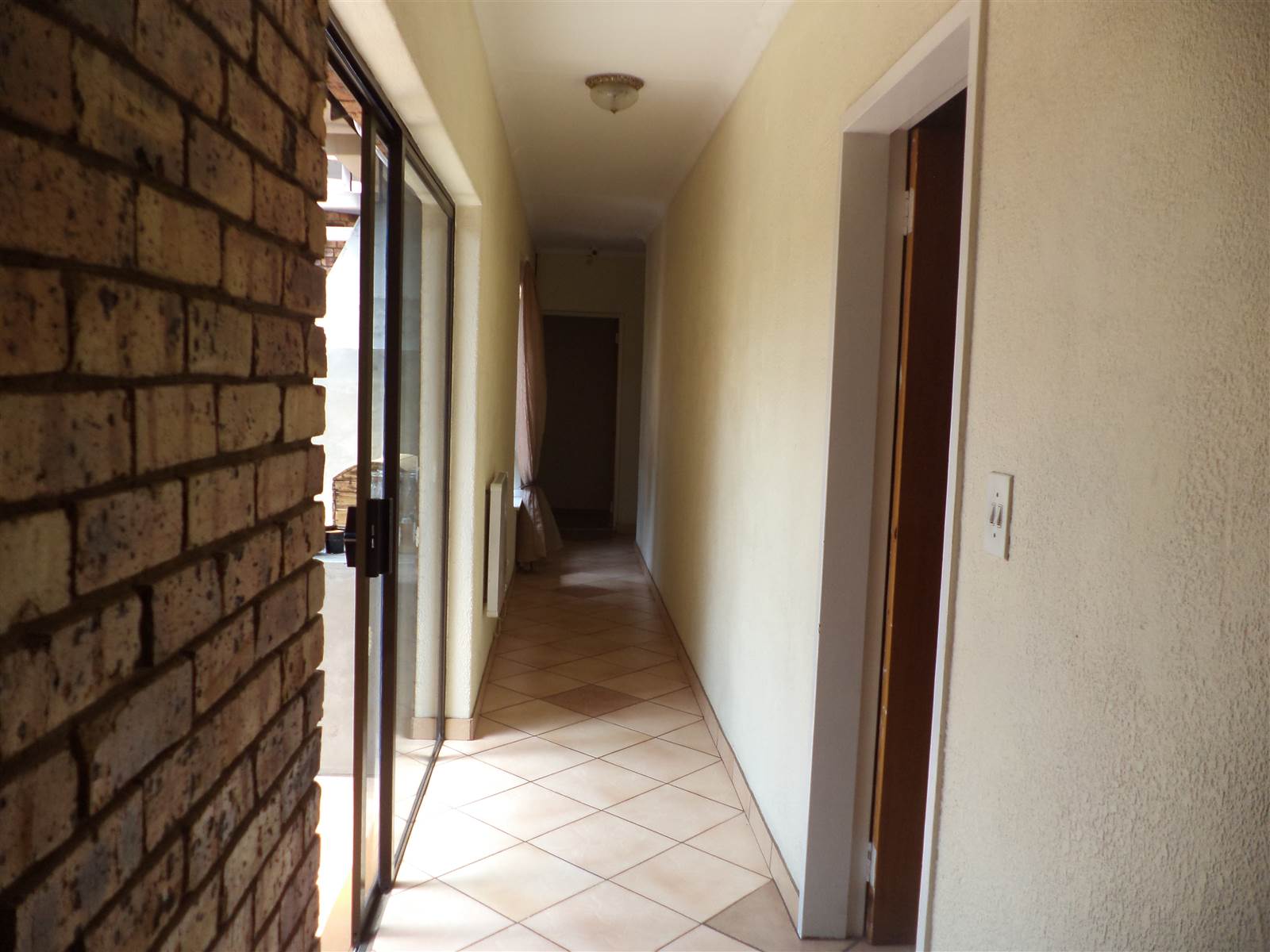 6 Bed House in Bronkhorstspruit photo number 14