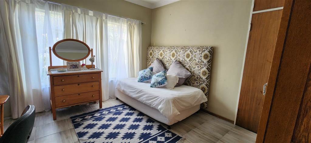 3 Bed House in Standerton Central photo number 10