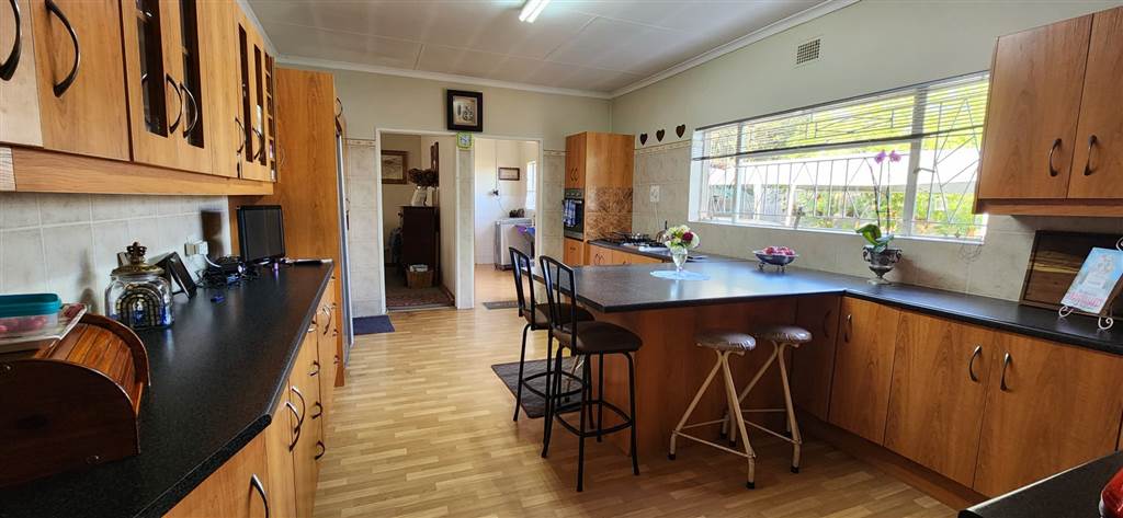 3 Bed House in Standerton Central photo number 14