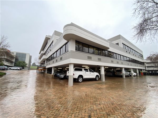 807  m² Commercial space in Pinelands
