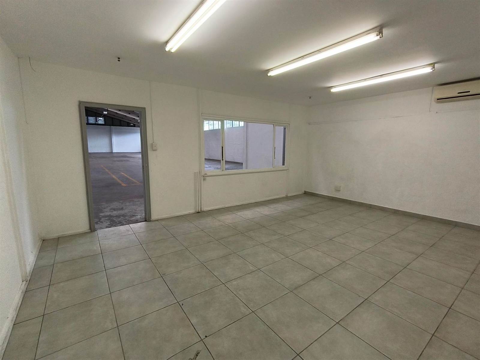 1108  m² Industrial space in Westmead photo number 5