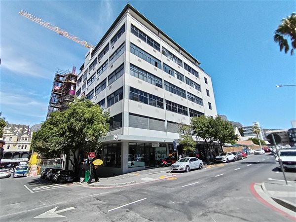 347 m² Office Space 347 m² Office Space