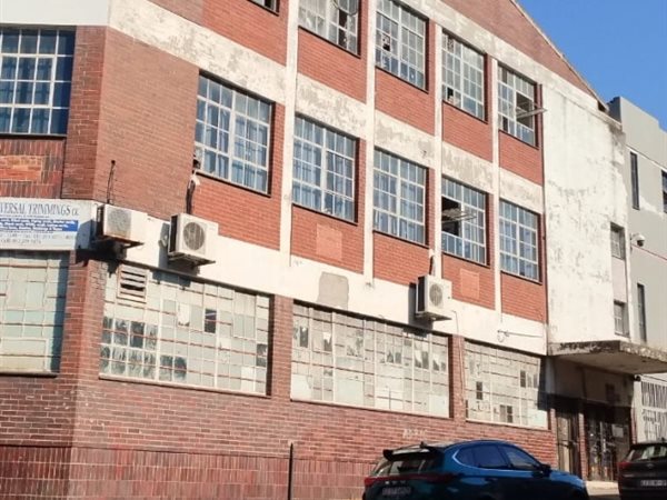 2 700 m² Commercial space 2 700 m² Commercial space