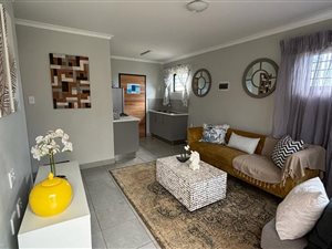 2 Bed House in Jabulani
