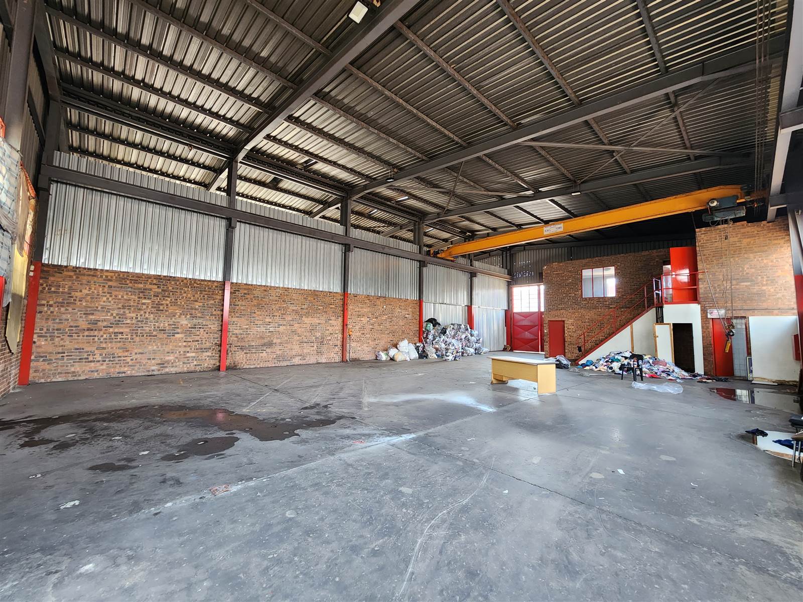 880  m² Industrial space in Driehoek photo number 3