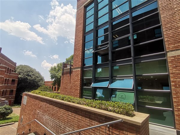 438.299987792969  m² Commercial space in Parktown