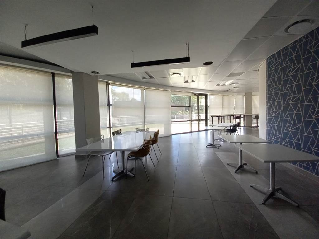807  m² Office Space in Newlands photo number 7