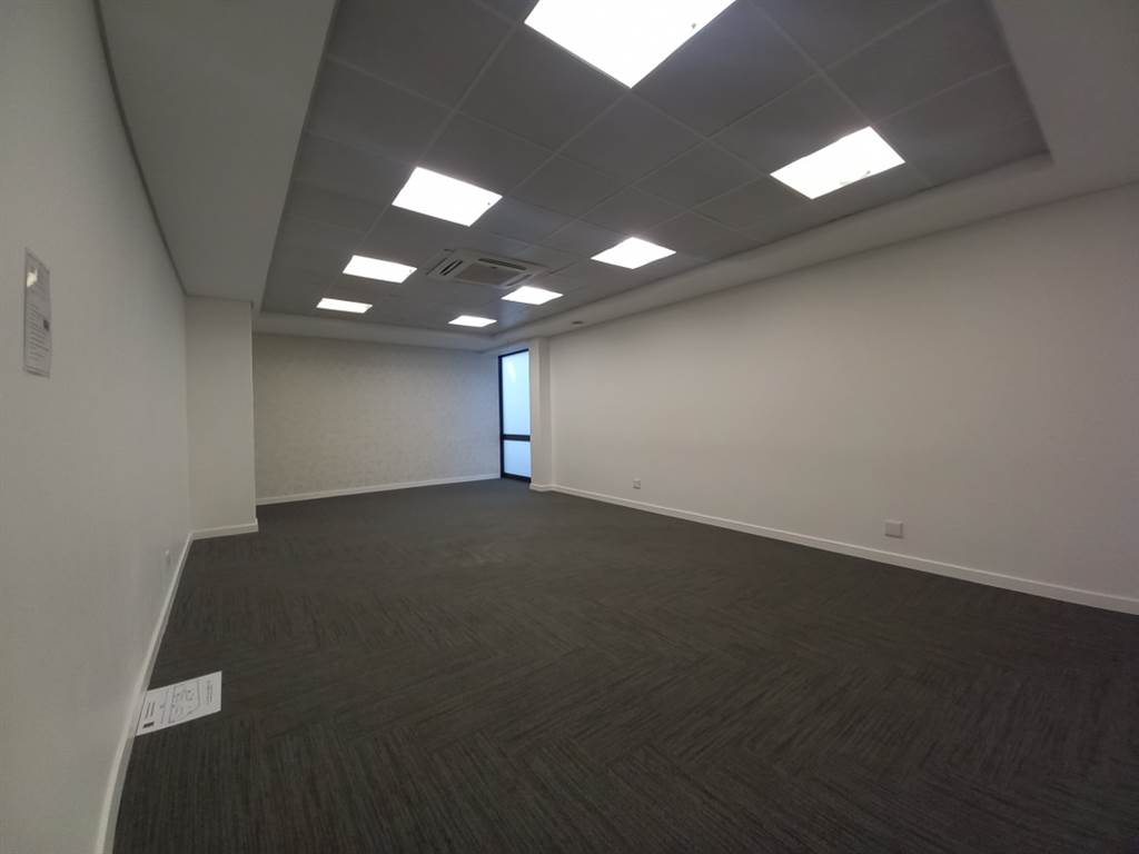 807  m² Office Space in Newlands photo number 14