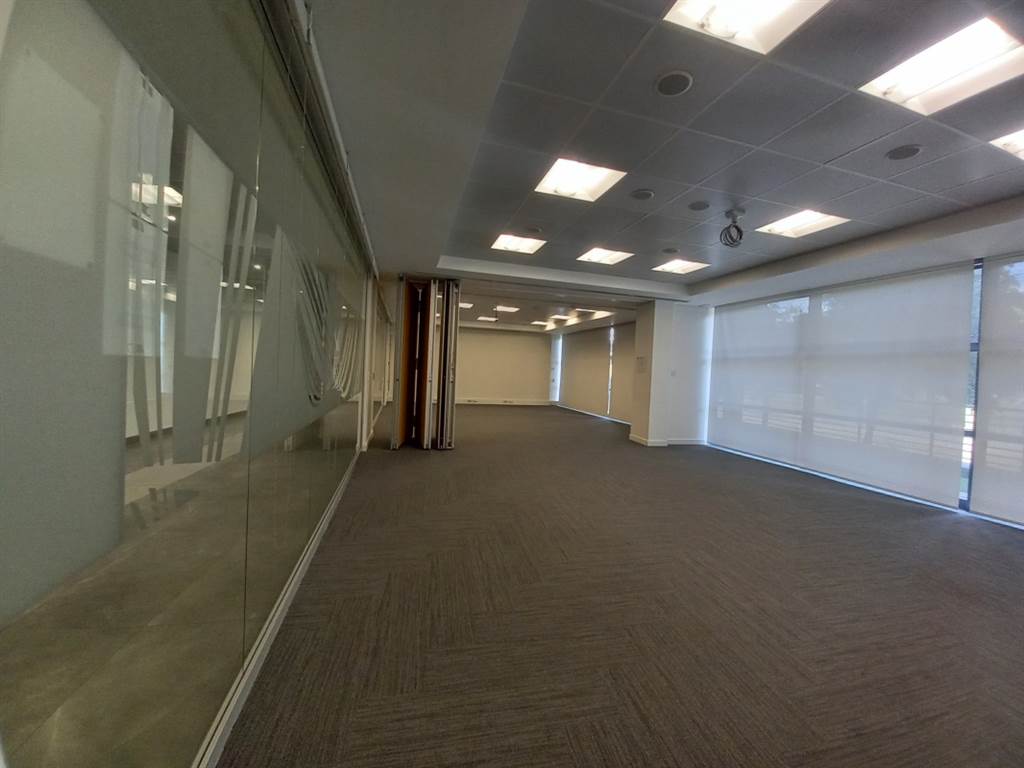 807  m² Office Space in Newlands photo number 12