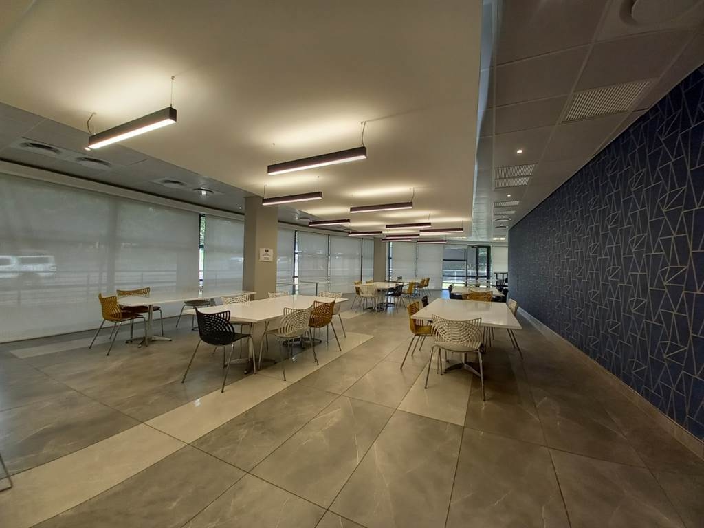 807  m² Office Space in Newlands photo number 11