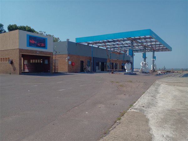 2700  m² Retail Space in Wyebank