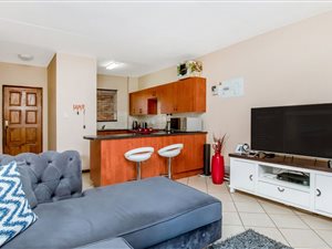 2 Bed Townhouse in Honey Park