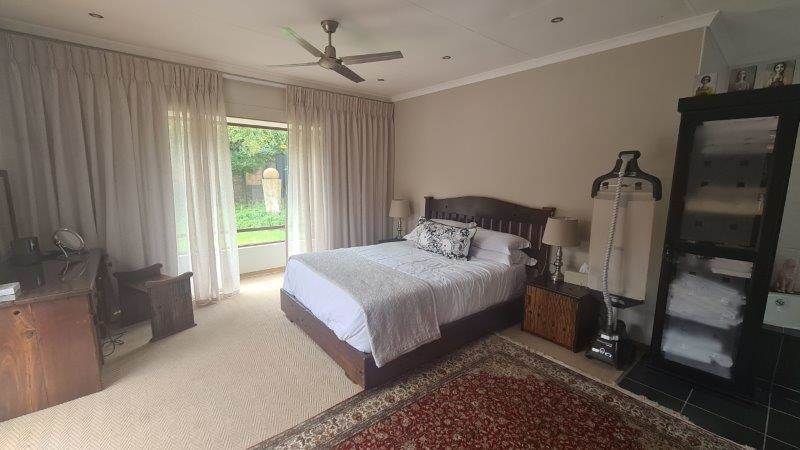 5 Bed House in Secunda photo number 8