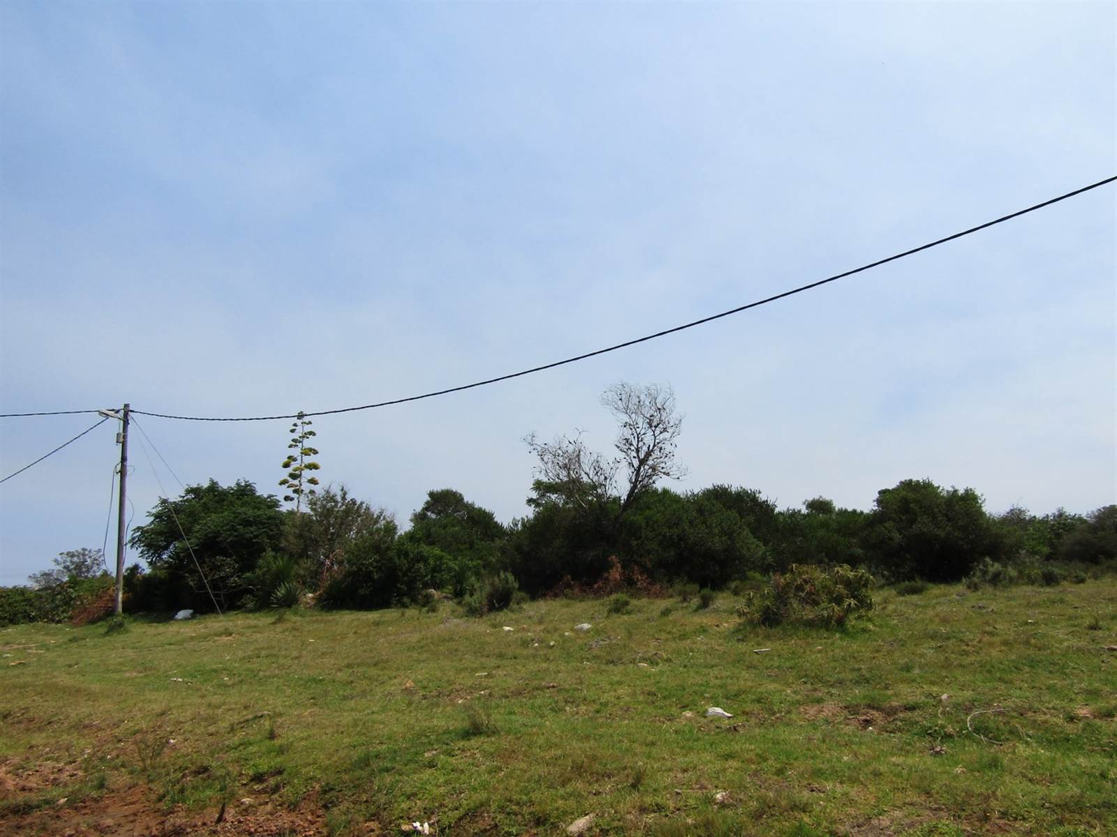 8565 m² Land available in Kruisfontein photo number 4
