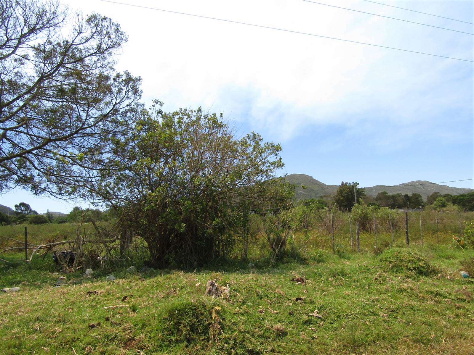 8565 m² Land available in Kruisfontein photo number 12