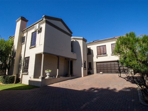 4 Bed House in Kyalami Hills