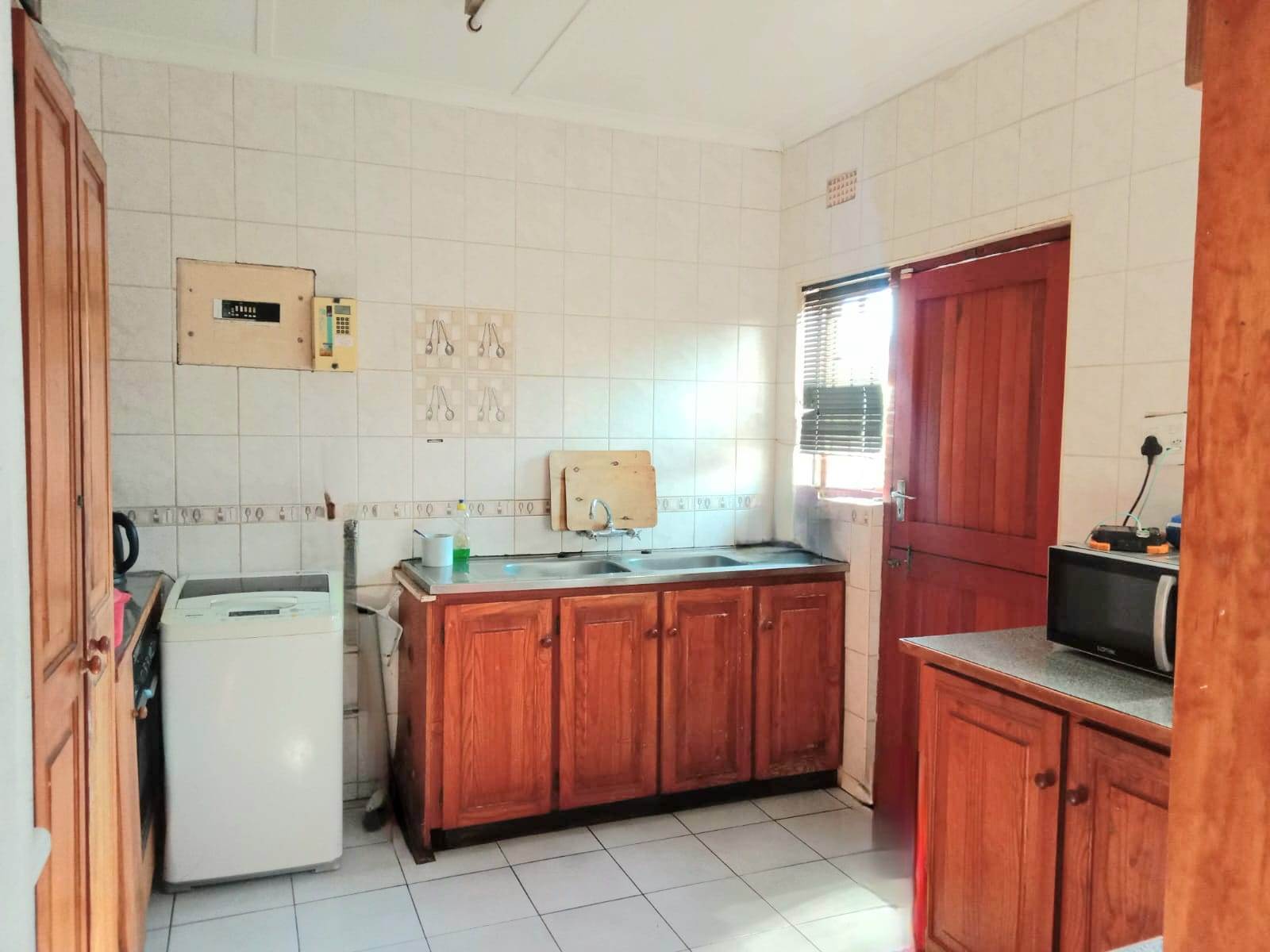 3 Bed Simplex in Empangeni Central photo number 4