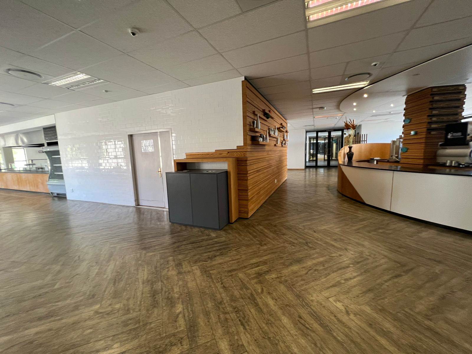 8833  m² Commercial space in Sandown photo number 28