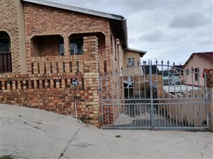 4 Bed House in Westcliff