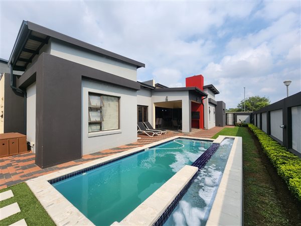 3 Bedroom House 3 Bedroom House