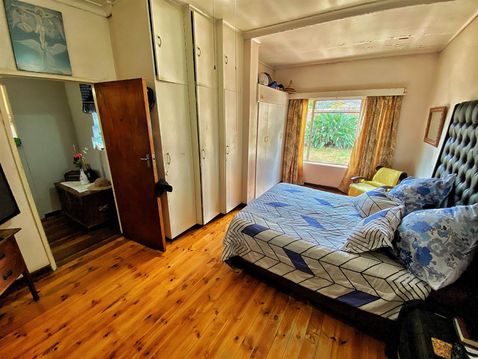 4 Bed House in Van Riebeeck Heights photo number 21