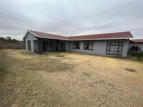 0.5 Bed House in Secunda