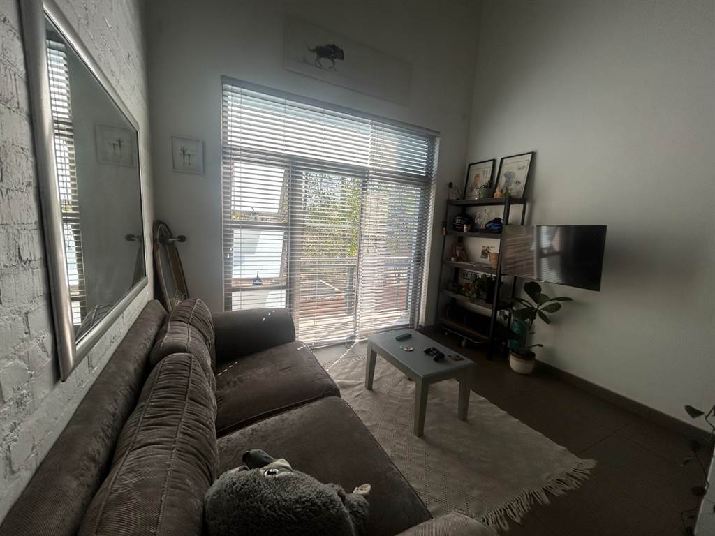 1 Bed Apartment to rent in Hatfield RR4207632 Private Property