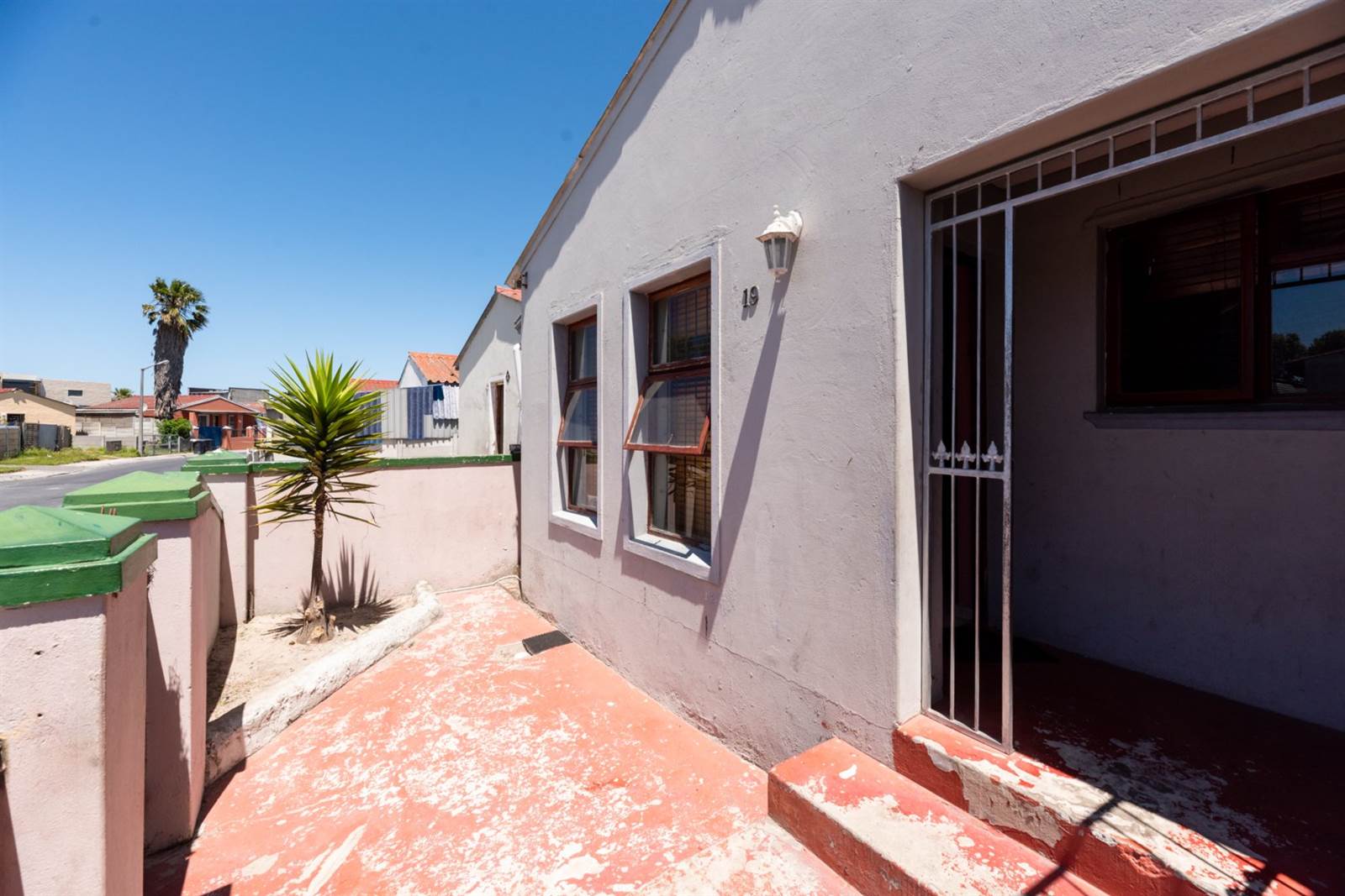 4 Bed House in Mitchells Plain Central photo number 19