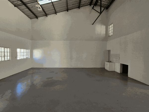178  m² Industrial space