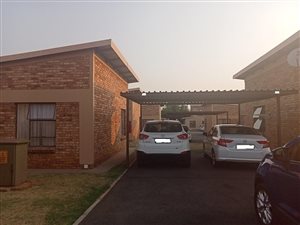 2 Bed Townhouse in Bonanne
