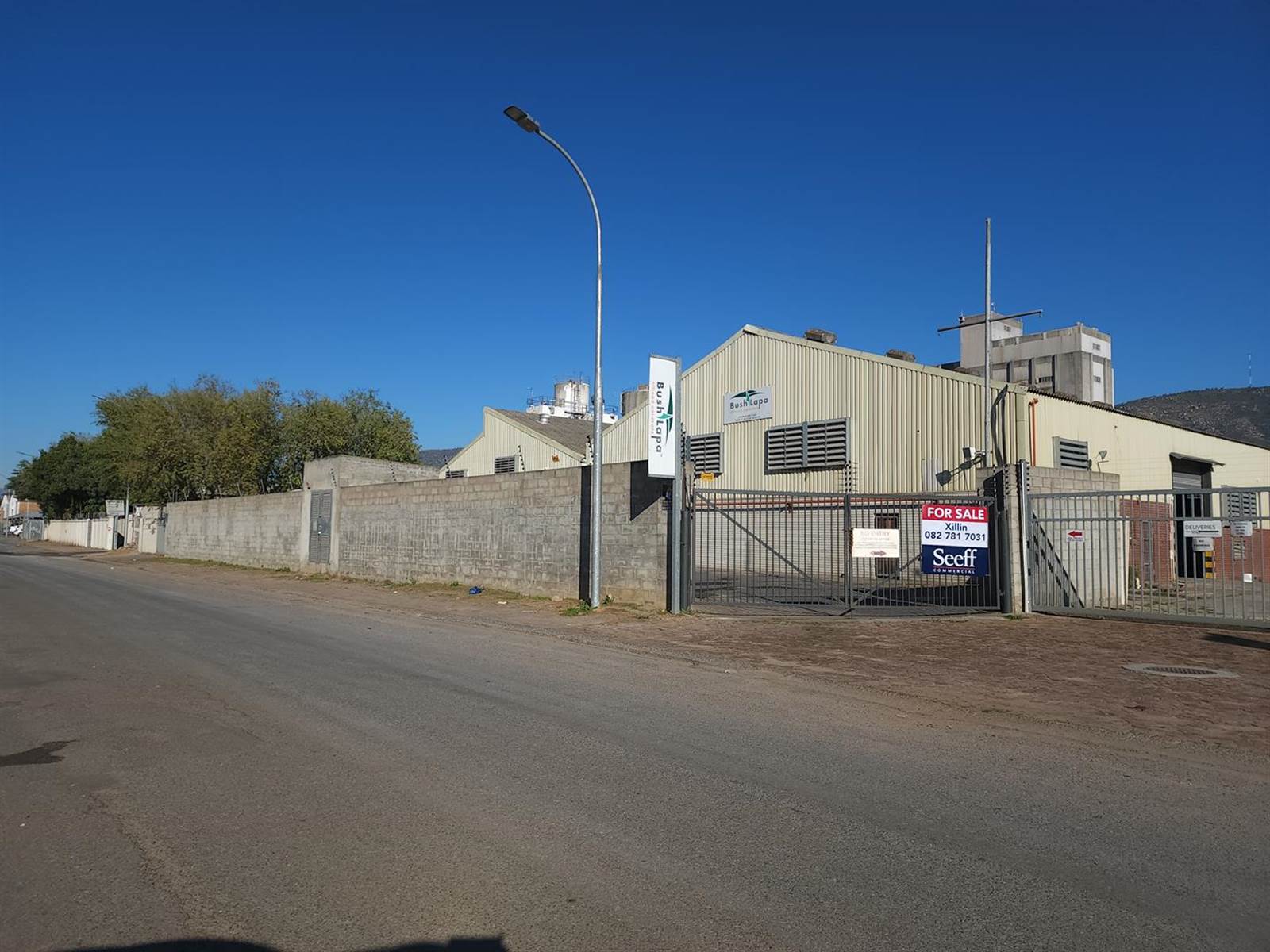 2372  m² Industrial space in Dal Josafat photo number 4