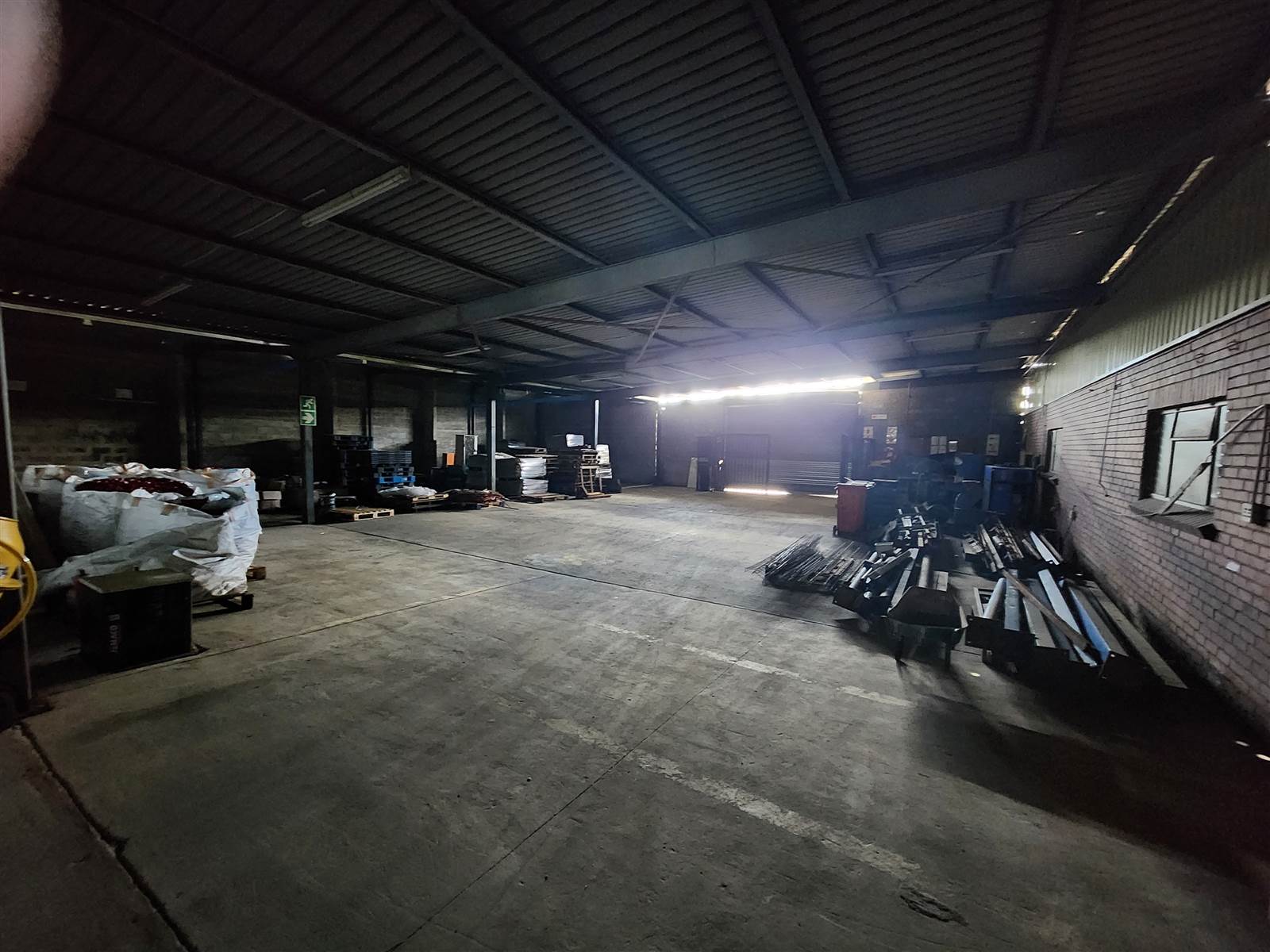 2372  m² Industrial space in Dal Josafat photo number 27