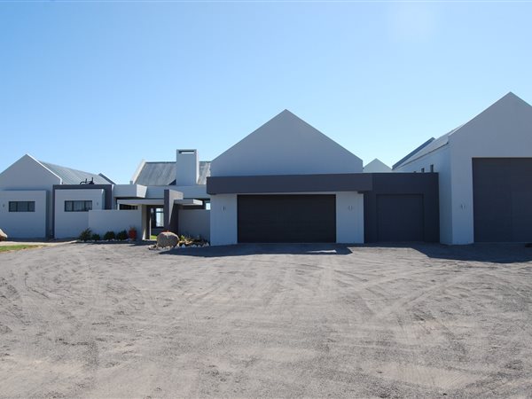 2.1 ha Smallholding