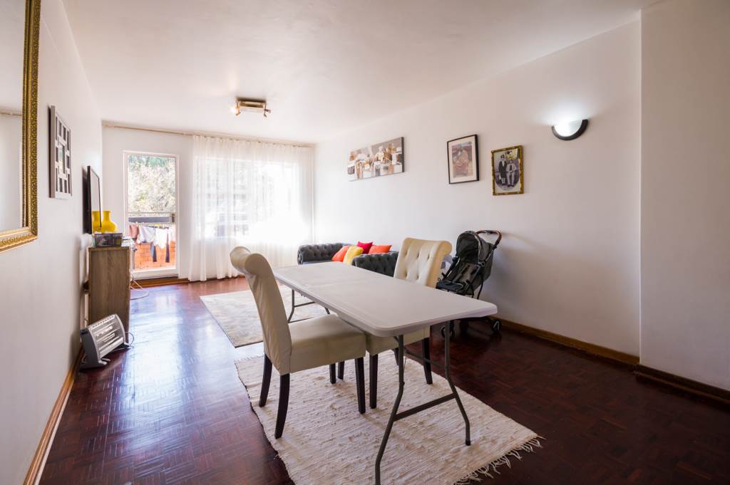 2 Bed Apartment in Malvern East photo number 7