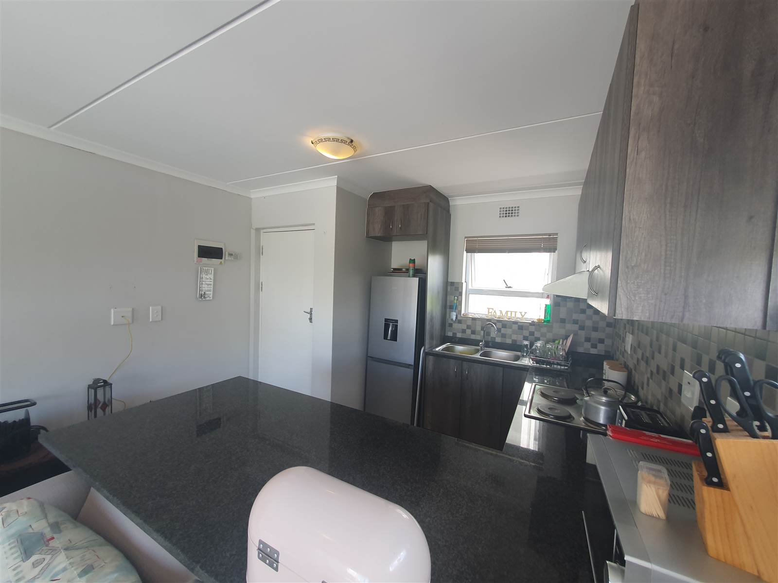 2 Bed Apartment in Northern Paarl photo number 5