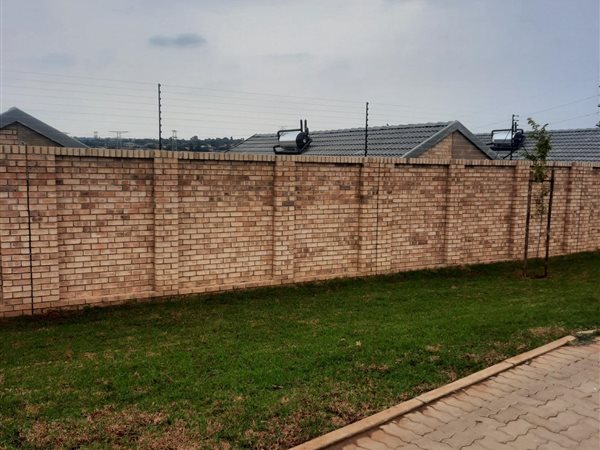 3 Bedroom House 3 Bedroom House