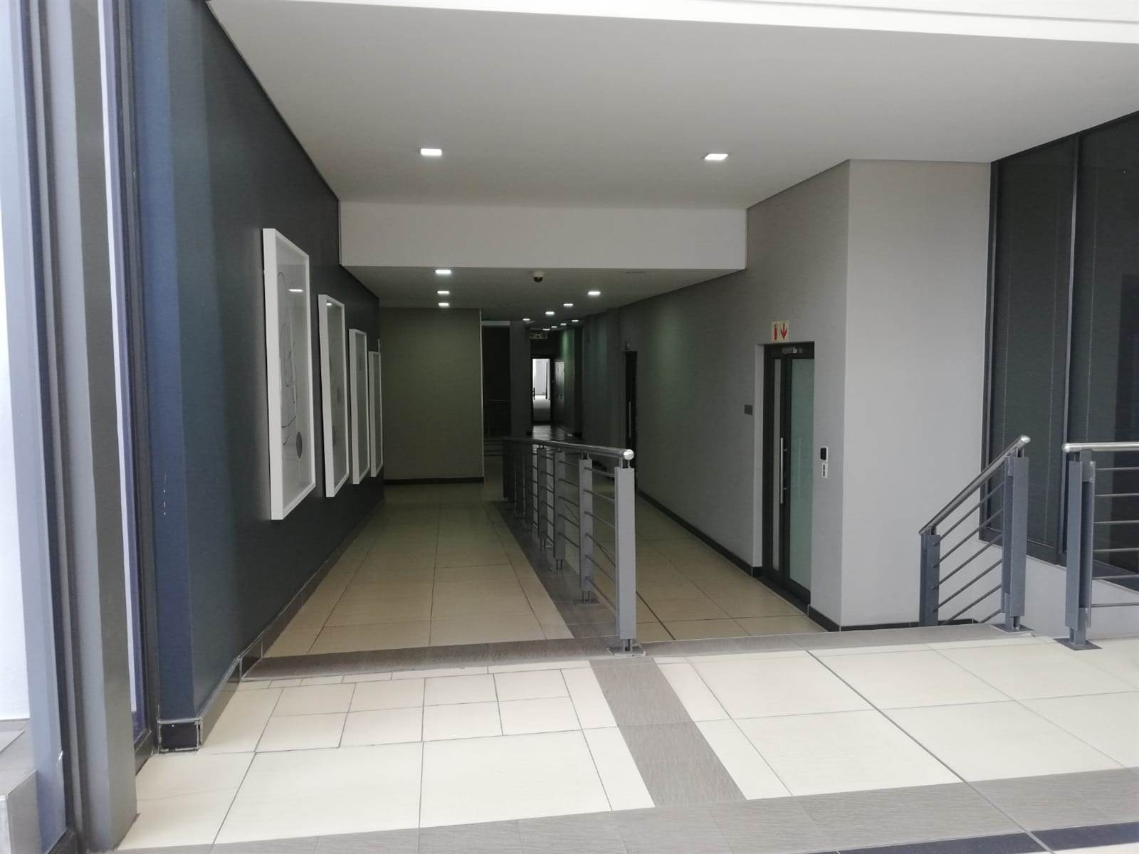 612  m² Commercial space in Rivonia photo number 9