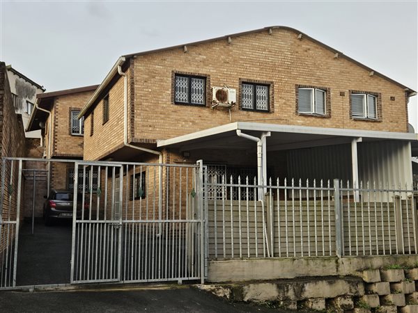 3 Bedroom House 3 Bedroom House