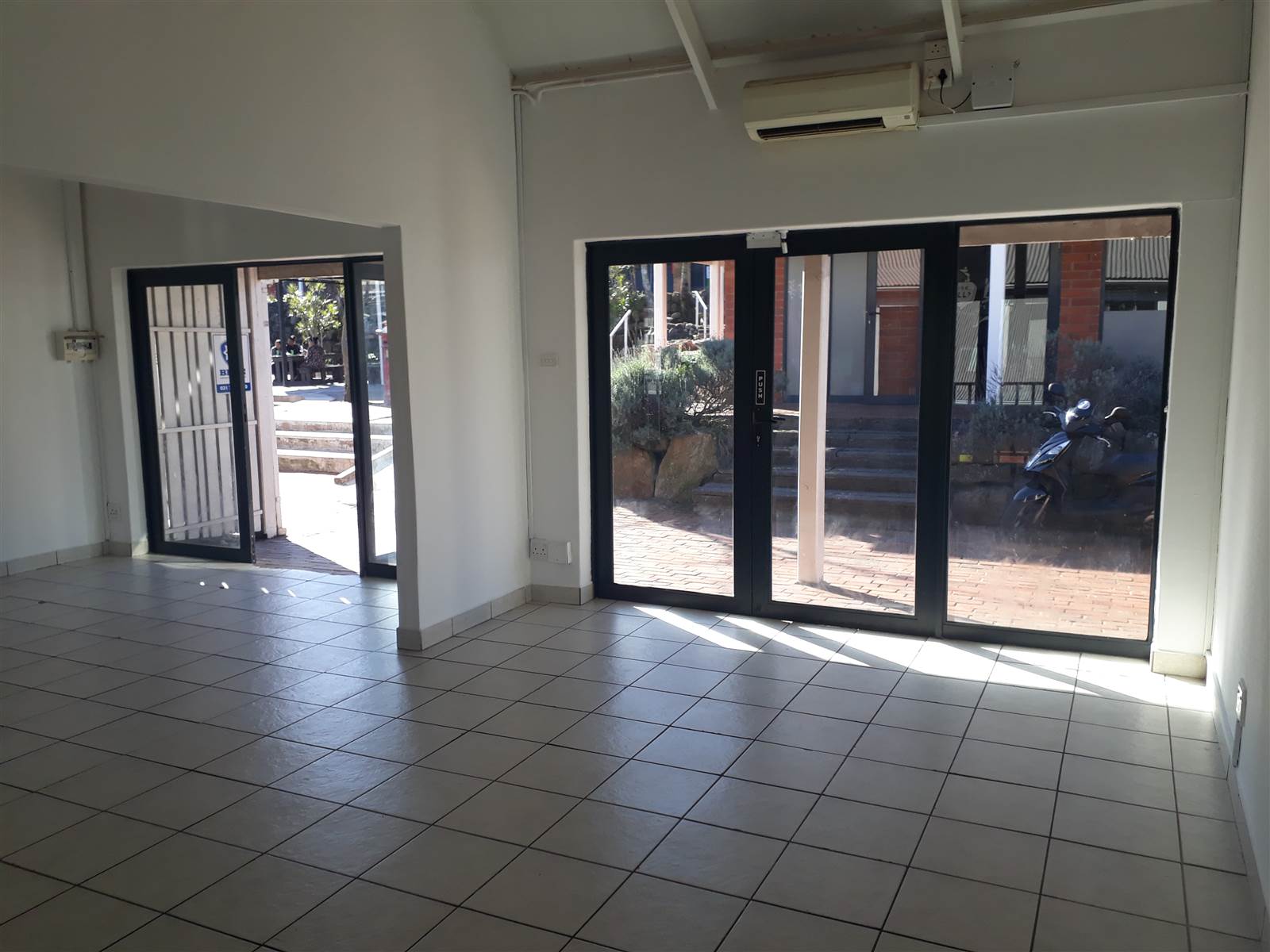 50  m² Commercial space in Hillcrest Central photo number 1