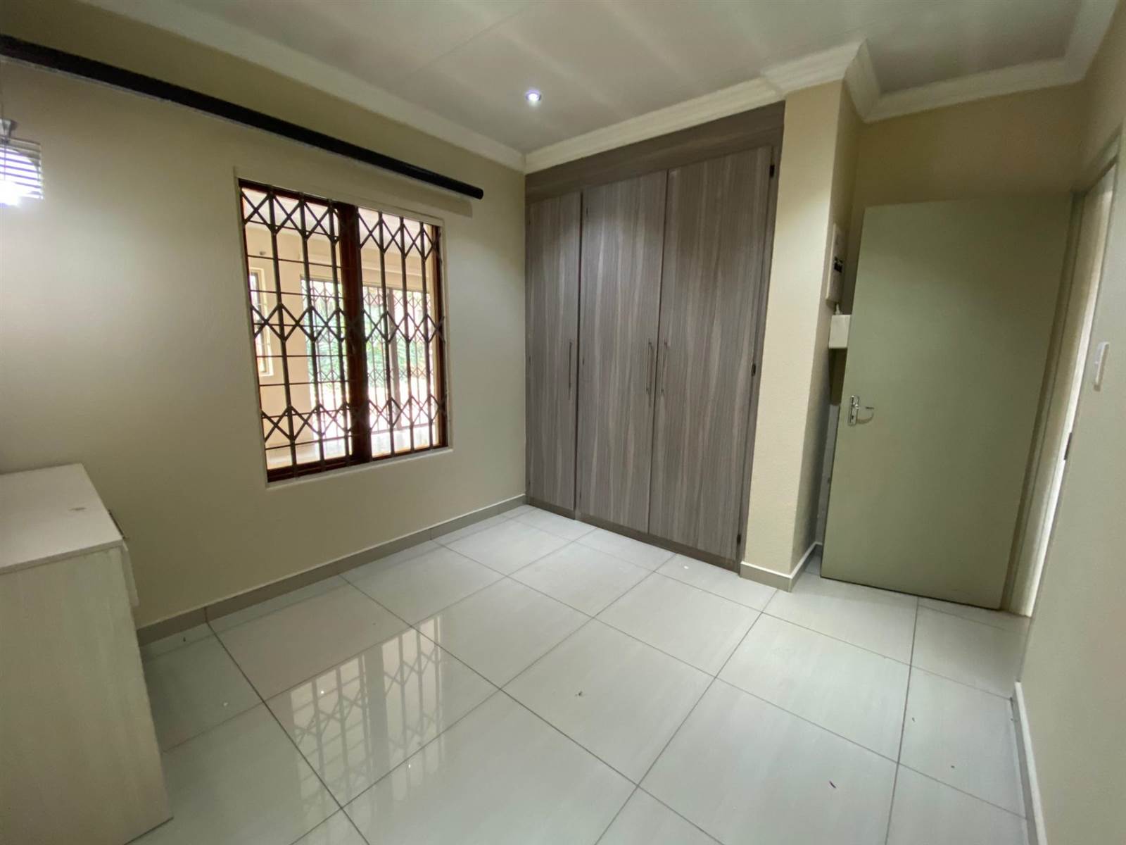 3 Bed Cluster in Douglasdale photo number 10
