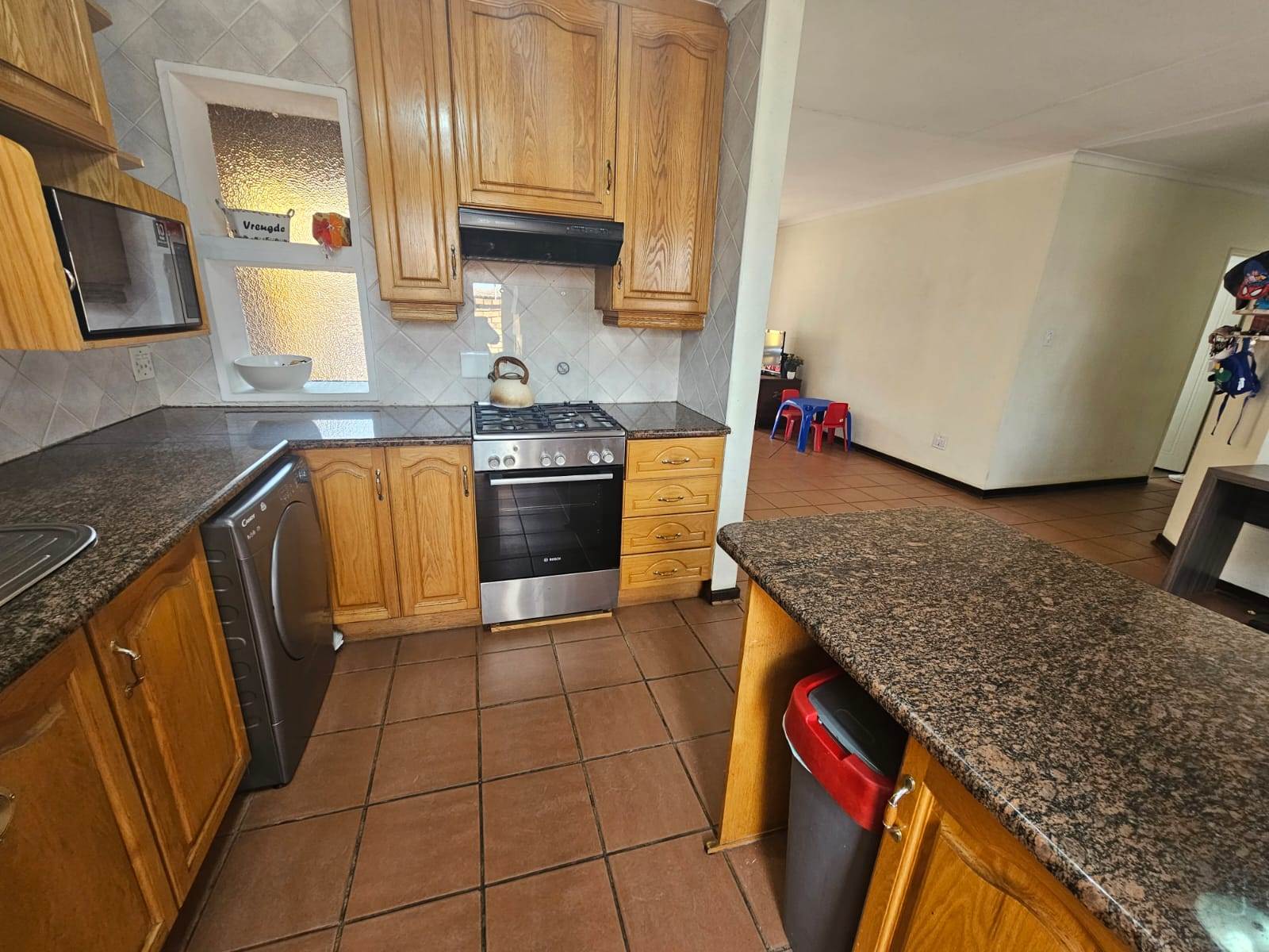 3 Bed Cluster in New Redruth photo number 4