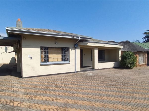 12 Bed House in Kempton Park Central