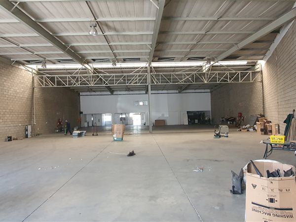 1 146 m² Industrial space 1 146 m² Industrial space