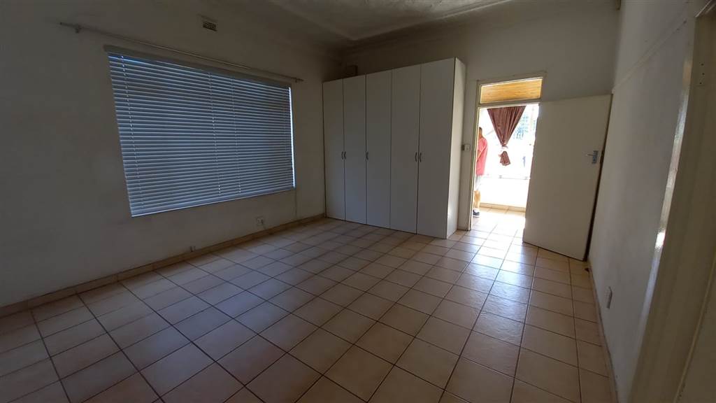2 Bed Apartment in Northmead photo number 18