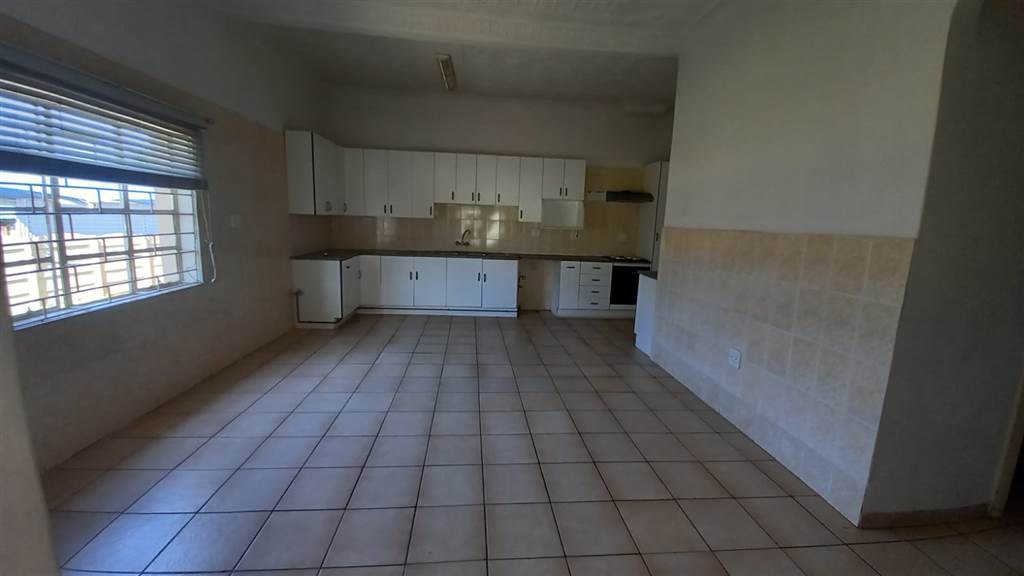 2 Bed Apartment in Northmead photo number 11