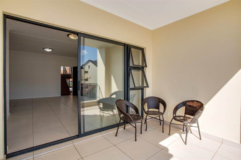3 Bed Apartment in Kyalami photo number 24