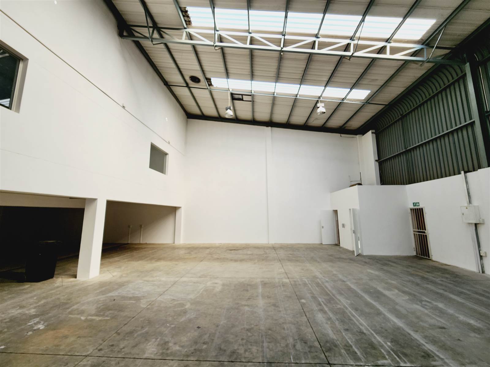 624  m² Industrial space in North Riding photo number 6