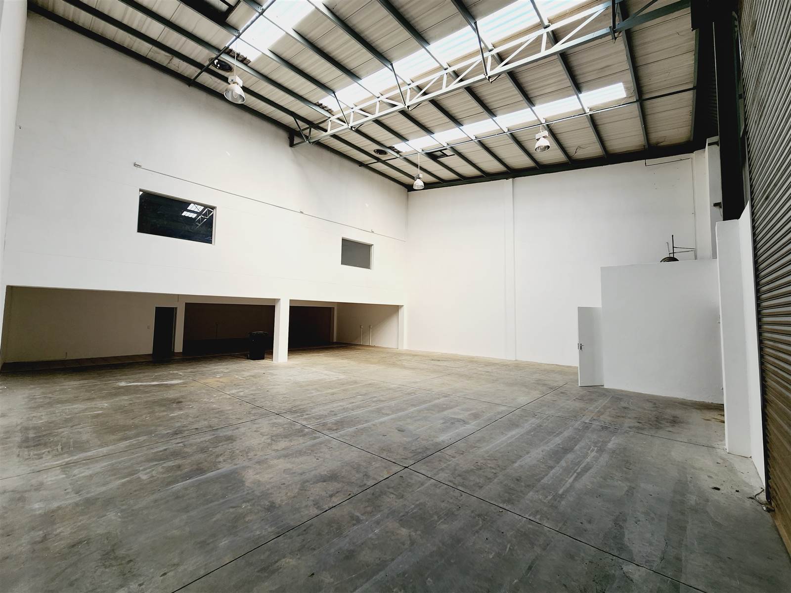 624  m² Industrial space in North Riding photo number 4