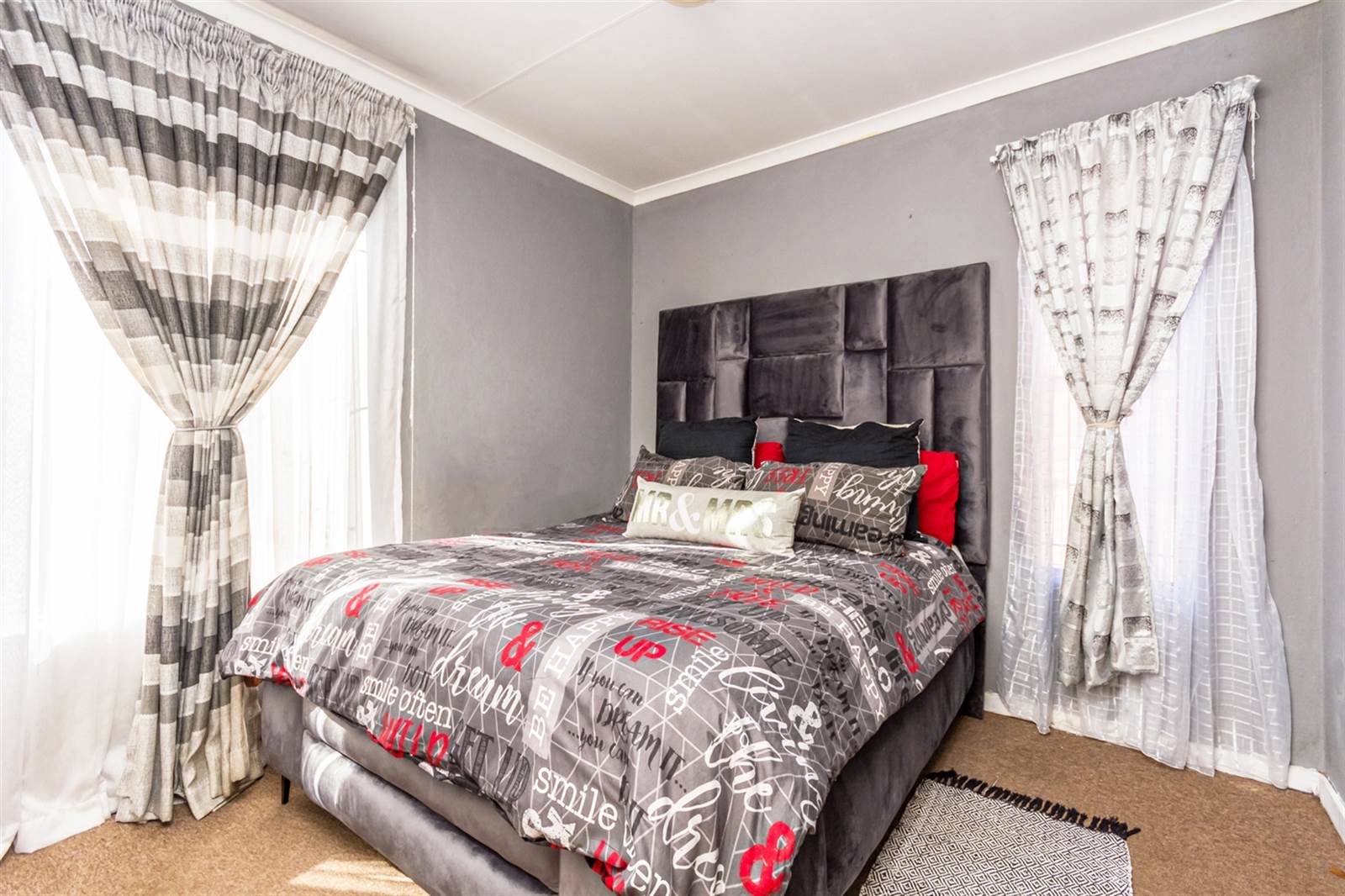 3 Bed Townhouse in Protea Glen photo number 11
